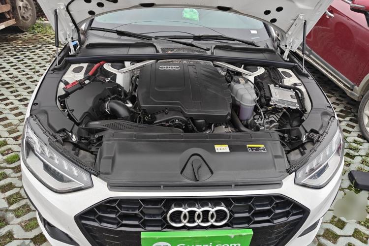 Used Audi A4L 2023 40 TFSI Luxury Dynamic Model Engine Bay