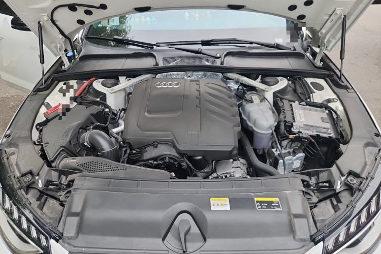Used Audi A4L 2023 40 TFSI Luxury Dynamic Model Engine Bay