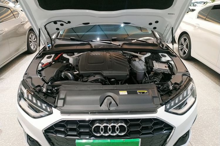 Used Audi A4L 2023 40 TFSI Fashion Dynamic Model Engine Bay