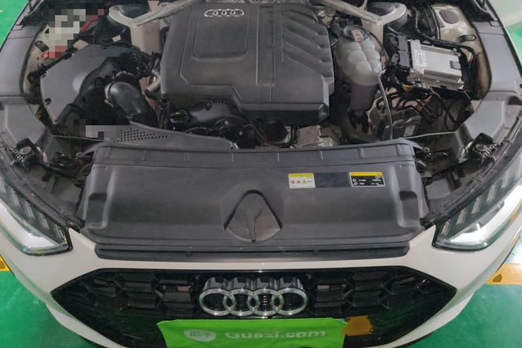 Used Audi A4L 2023 40 TFSI Luxury Dynamic Model Engine Bay