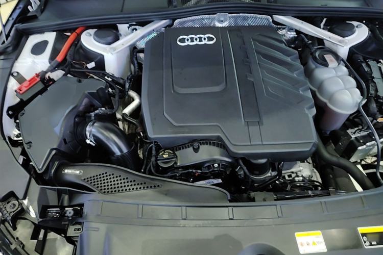 Used Audi A4L 2023 40 TFSI Luxury Dynamic Model Engine Bay