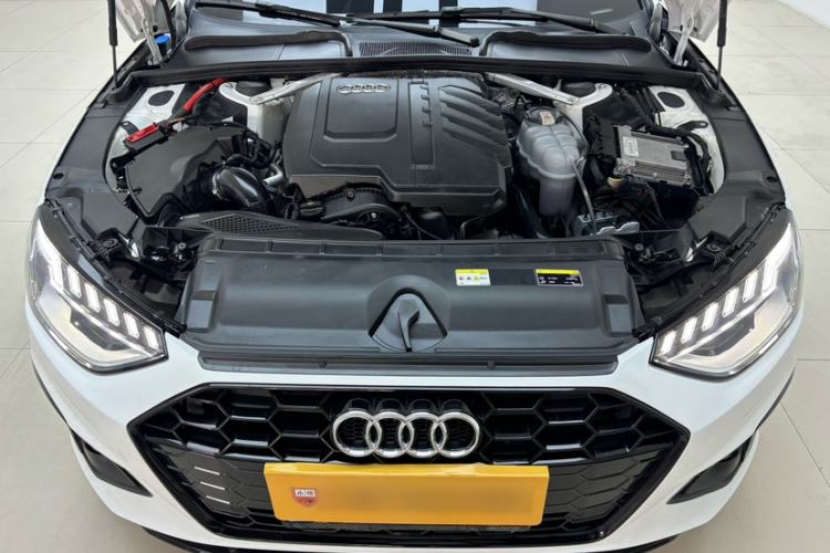 Used Audi A4L 2023 40 TFSI Luxury Dynamic Model Engine Bay
