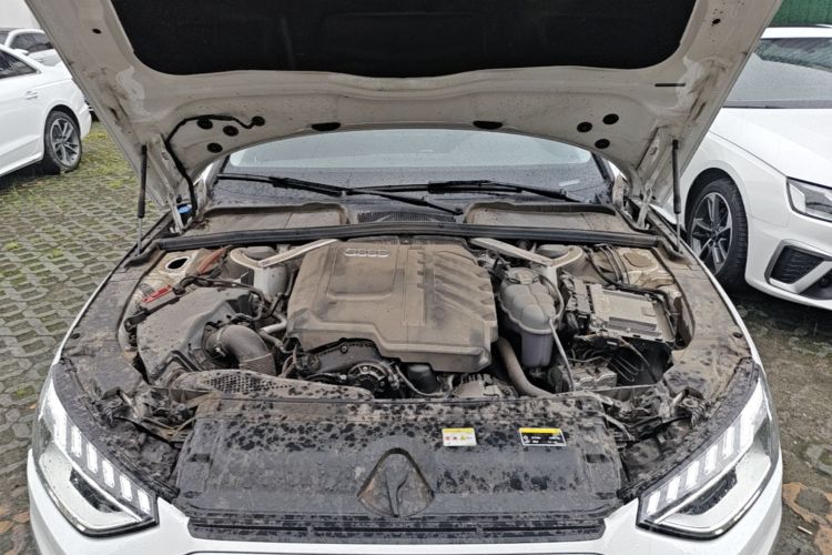 Used Audi A4L 2023 40 TFSI Fashion Dynamic Model Engine Bay