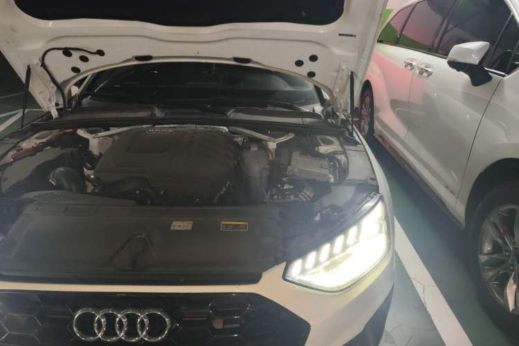 Used Audi A4L 2023 40 TFSI Luxury Dynamic Model Engine Bay Left