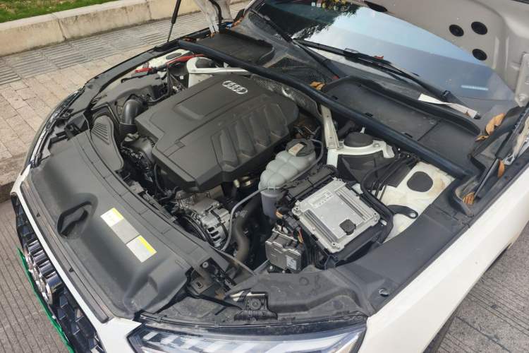 Used Audi A4L 2023 40 TFSI Luxury Dynamic Model Engine Bay Left