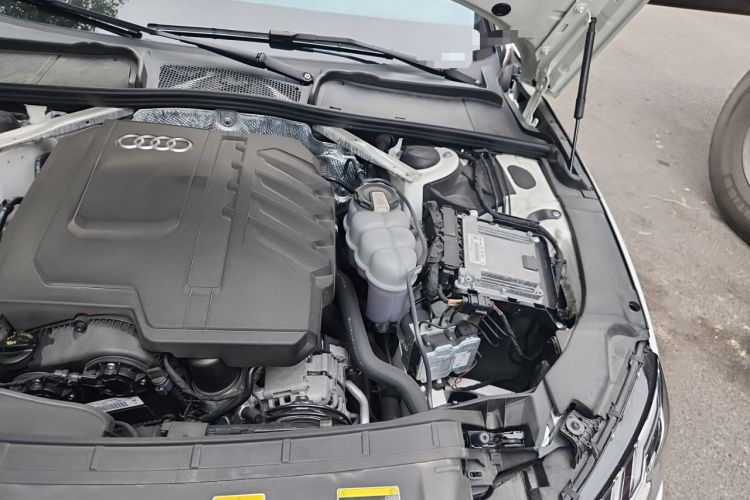 Used Audi A4L 2023 40 TFSI Luxury Dynamic Model Engine Bay Left