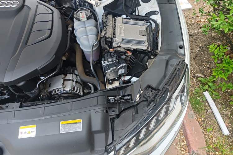 Used Audi A4L 2023 40 TFSI Fashion Dynamic Model Engine Bay Left