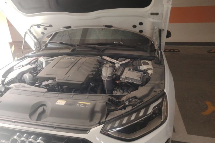 Used Audi A4L 2023 40 TFSI Luxury Dynamic Model Engine Bay Left