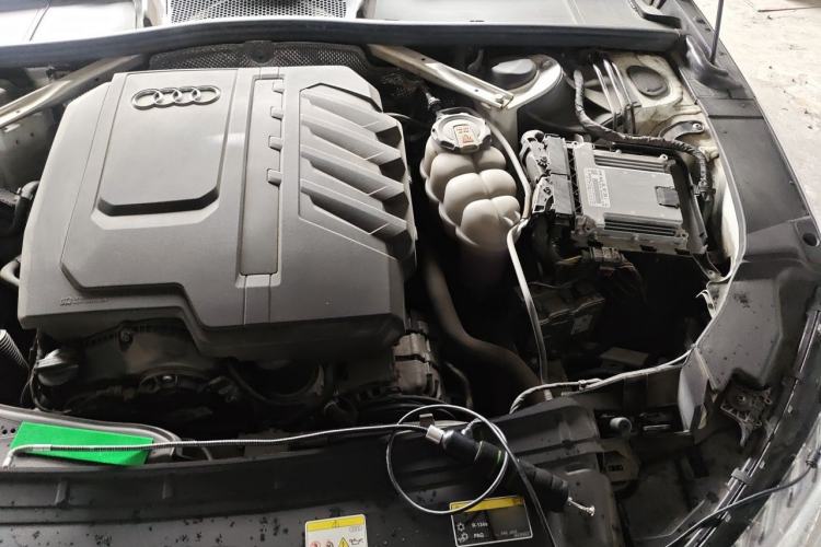 Used Audi A4L 2023 40 TFSI Bang & Olufsen Starry Night Edition Engine Bay Left