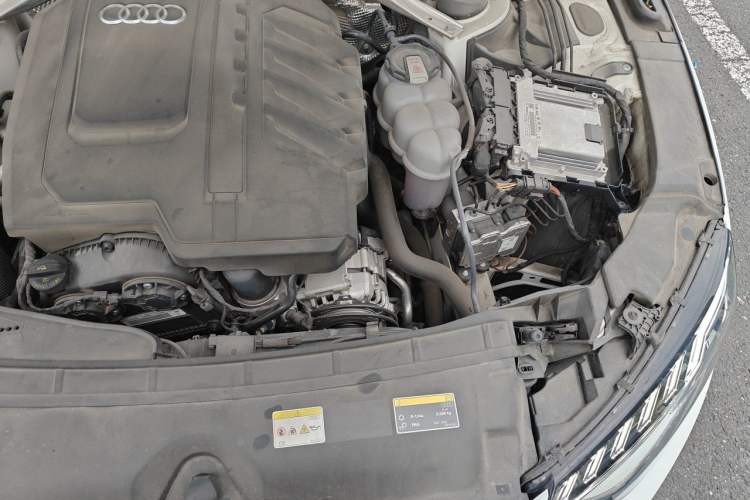 Used Audi A4L 2023 40 TFSI Luxury Dynamic Model Engine Bay Left