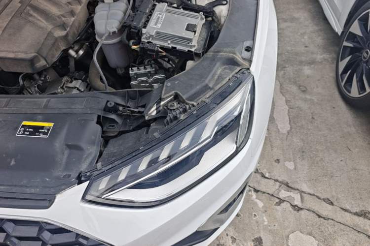 Used Audi A4L 2023 40 TFSI Fashion Dynamic Model Engine Bay Left