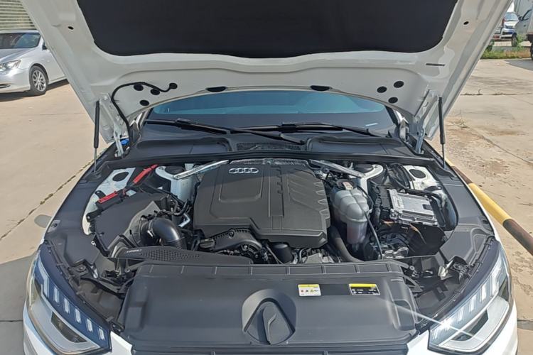 Used Audi A4L 2023 40 TFSI Luxury Dynamic Model Engine Bay