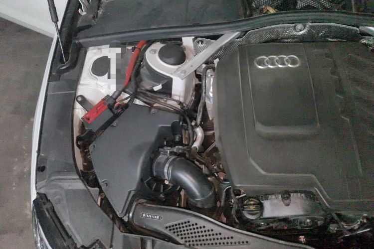 Used Audi A4L 2023 40 TFSI Luxury Dynamic Model Engine Bay Right