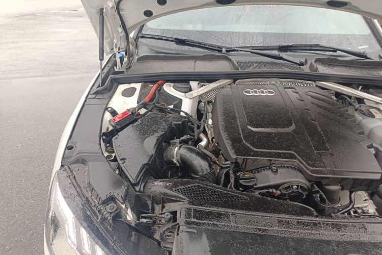 Used Audi A4L 2023 40 TFSI Luxury Dynamic Model Engine Bay Right