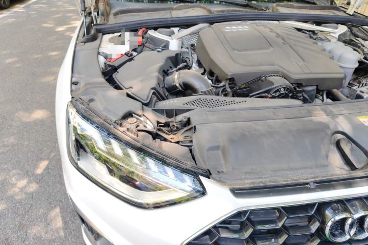 Used Audi A4L 2023 40 TFSI Fashion Dynamic Model Engine Bay Right