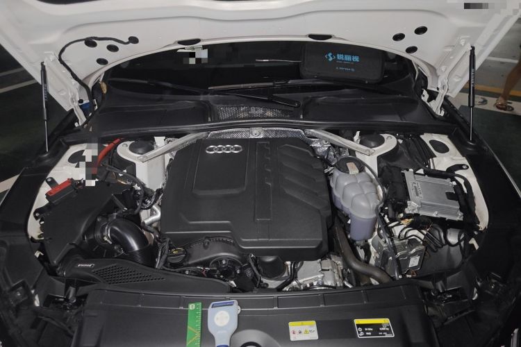 Used Audi A4L 2023 40 TFSI Fashion Dynamic Model Engine Bay
