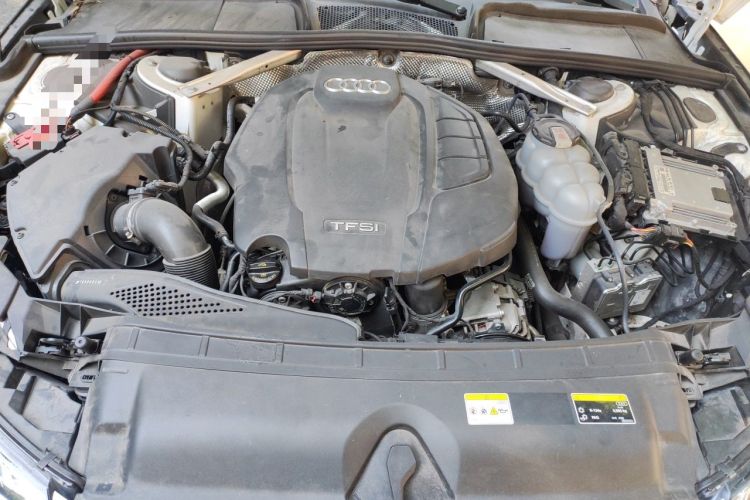 Used Audi A4L 2023 40 TFSI Fashion Dynamic Model Engine Bay