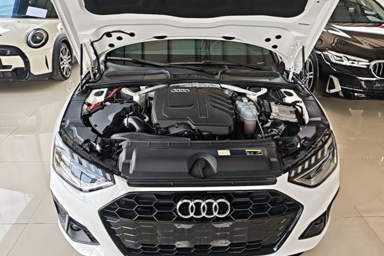 Used Audi A4L 2023 40 TFSI Luxury Dynamic Model Engine Bay