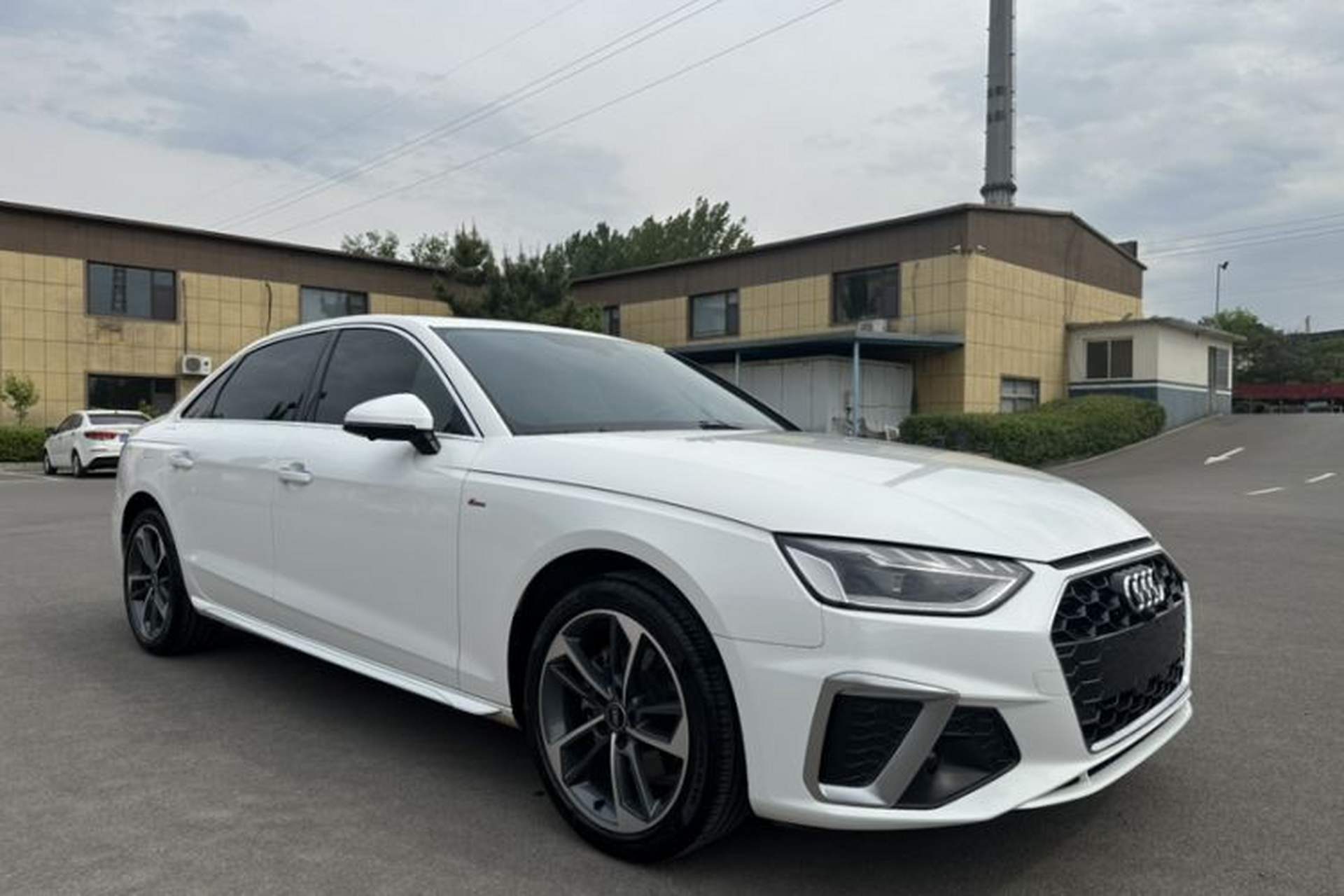 Used Audi A4L 2023 40 TFSI Luxury Dynamic Model Exterior 4