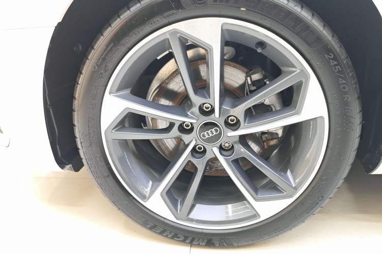 Used Audi A4L 2023 40 TFSI Fashion Dynamic Model Exterior 5