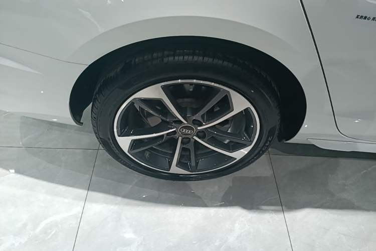 Used Audi A4L 2023 40 TFSI Fashion Dynamic Model Exterior 5