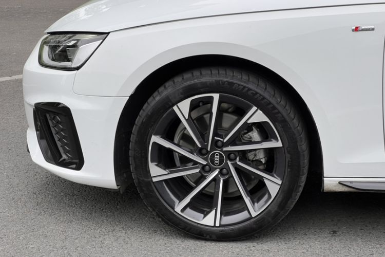 Used Audi A4L 2023 40 TFSI Luxury Dynamic Model Exterior 6