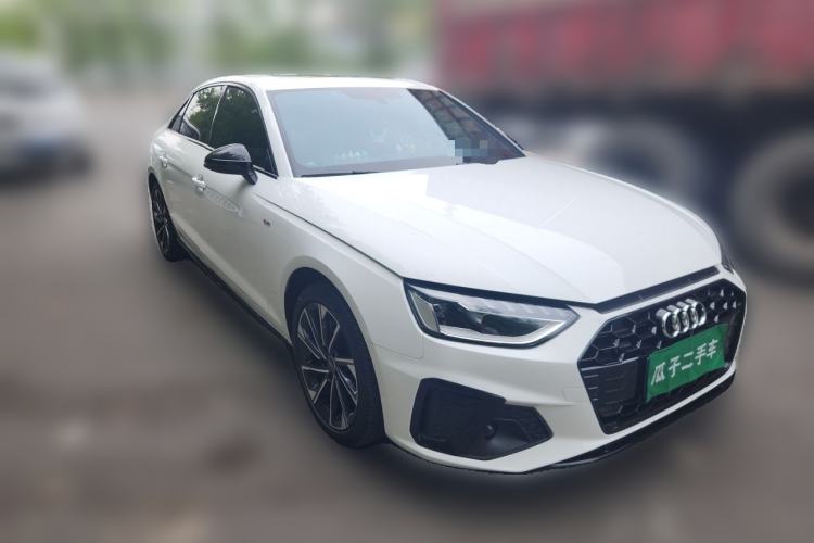 Used Audi A4L 2023 40 TFSI Luxury Dynamic Model Front Right 45 Deg