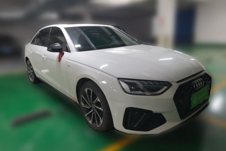 Used Audi A4L 2023 40 TFSI Luxury Dynamic Model Front Right 45 Deg