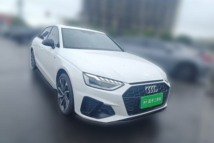 Used Audi A4L 2023 40 TFSI Luxury Dynamic Model Front Right 45 Deg