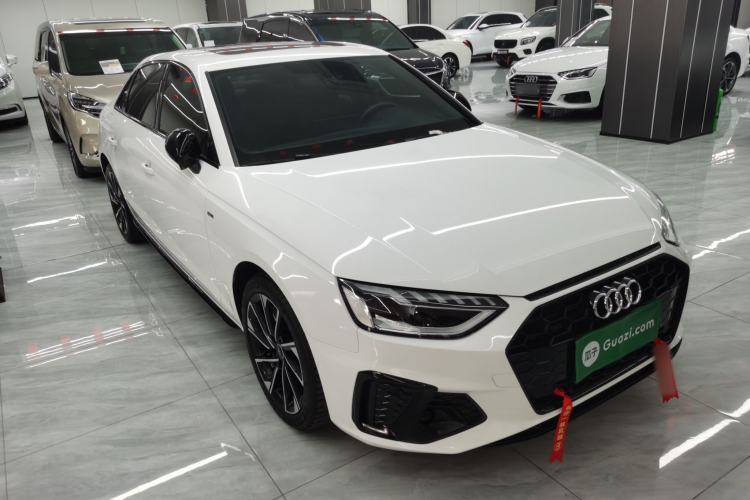 Used Audi A4L 2023 40 TFSI Luxury Dynamic Model Front Right 45 Deg