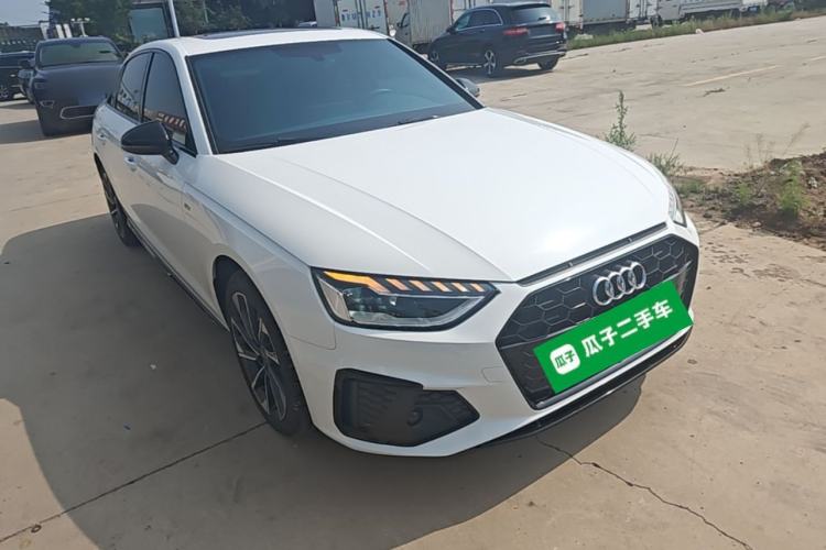 Used Audi A4L 2023 40 TFSI Luxury Dynamic Model Front Right 45 Deg