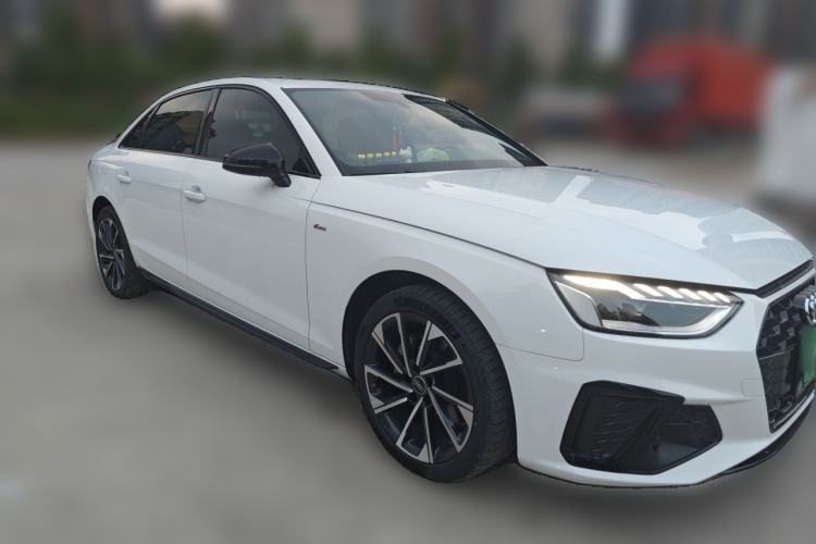 Used Audi A4L 2023 40 TFSI Luxury Dynamic Model Front Right 45 Deg