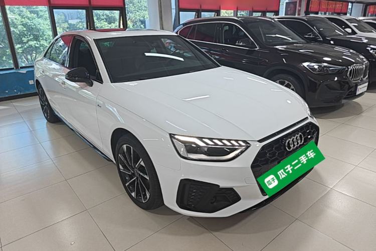 Used Audi A4L 2023 40 TFSI Luxury Dynamic Model Front Right 45 Deg