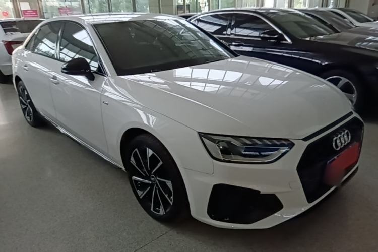 Used Audi A4L 2023 40 TFSI Luxury Dynamic Model Front Right 45 Deg