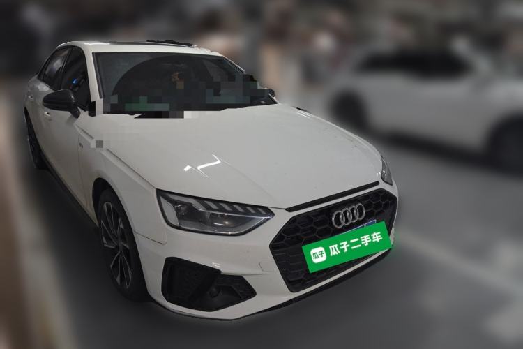 Used Audi A4L 2023 40 TFSI Luxury Dynamic Model Front Right 45 Deg