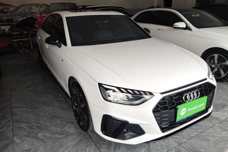 Used Audi A4L 2023 40 TFSI Luxury Dynamic Model Front Right 45 Deg