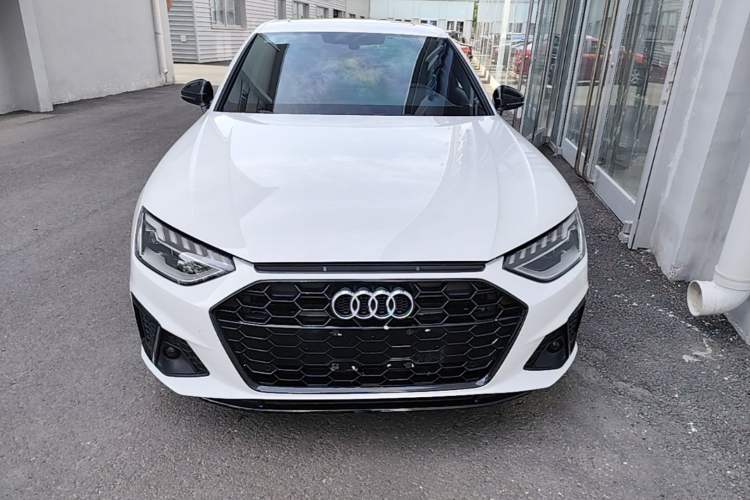 Used Audi A4L 2023 40 TFSI Luxury Dynamic Model Front