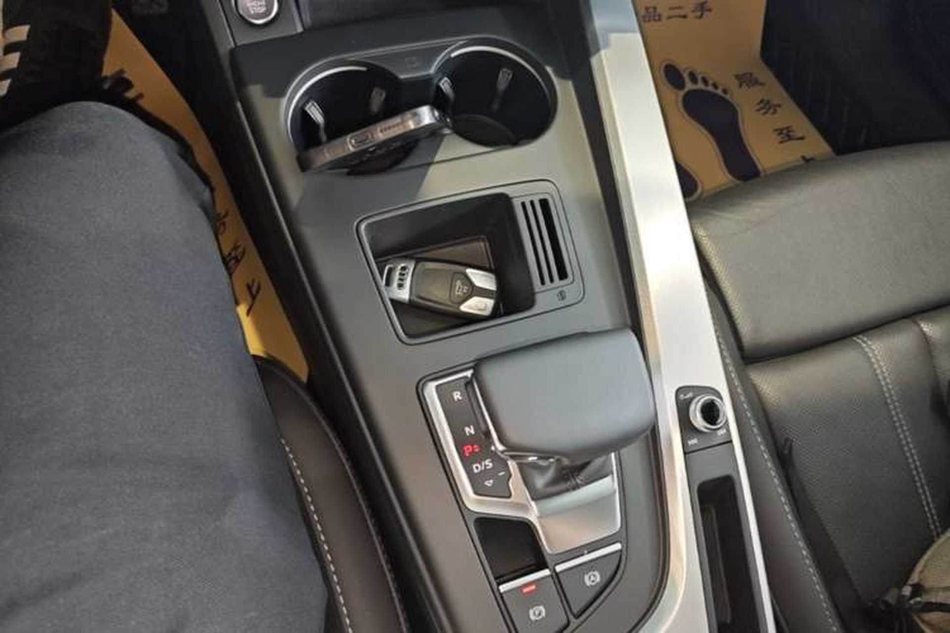 Used Audi A4L 2023 40 TFSI Fashion Dynamic Model Gear Lever