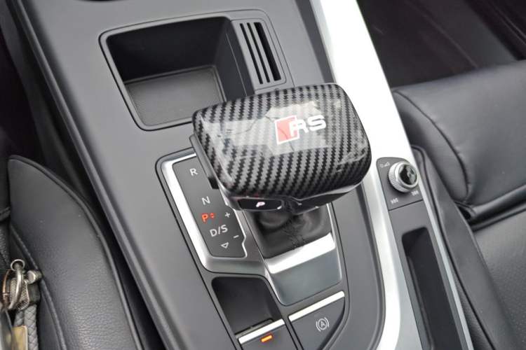 Used Audi A4L 2023 40 TFSI Fashion Dynamic Model Gear Lever