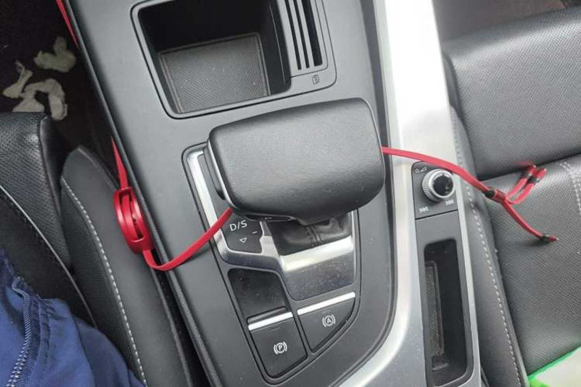 Used Audi A4L 2023 40 TFSI Fashion Dynamic Model Gear Lever