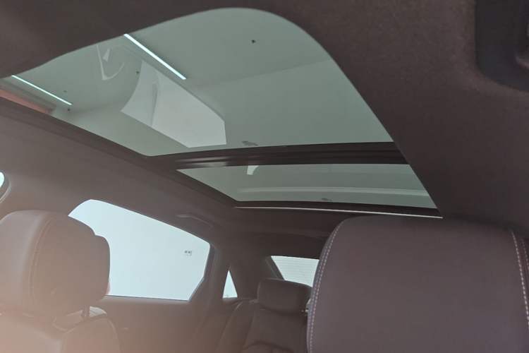 Used Audi A4L 2023 40 TFSI quattro Luxury Dynamic Edition Headliner