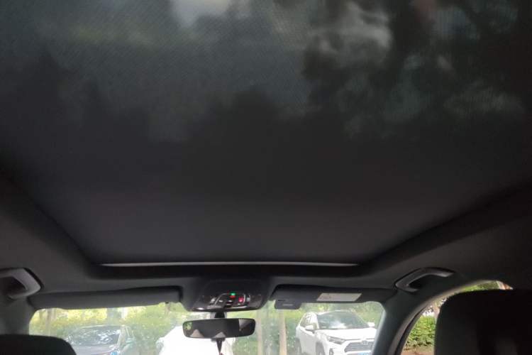 Used Audi A4L 2023 40 TFSI Luxury Dynamic Model Headliner