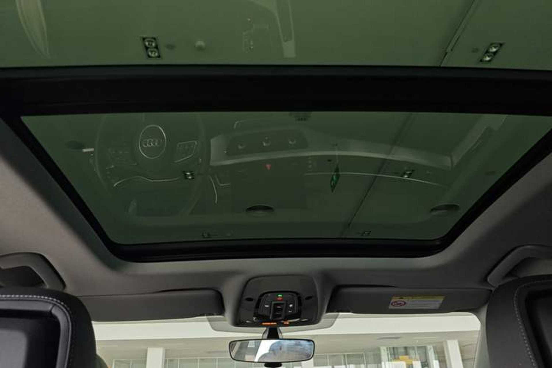 Used Audi A4L 2023 40 TFSI Fashion Dynamic Model Headliner