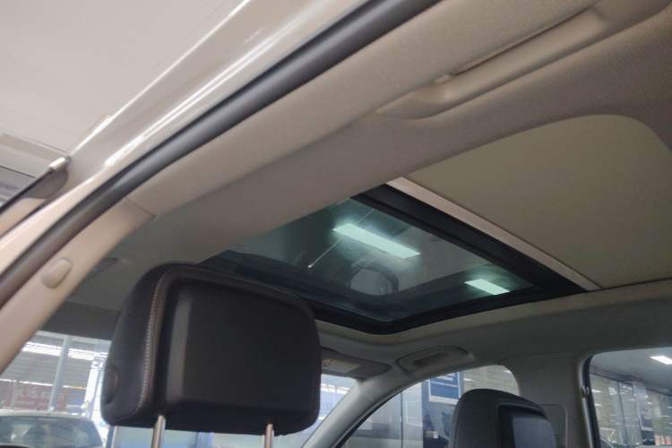 Used Audi A4L 2023 40 TFSI Fashion Dynamic Model Headliner