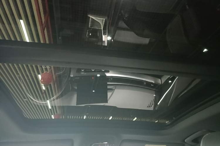 Used Audi A4L 2023 40 TFSI Fashion Dynamic Model Headliner