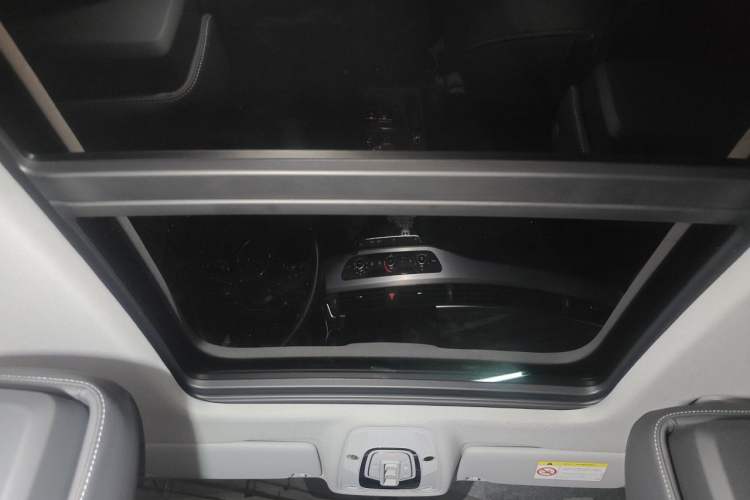 Used Audi A4L 2023 40 TFSI Fashion Dynamic Model Headliner