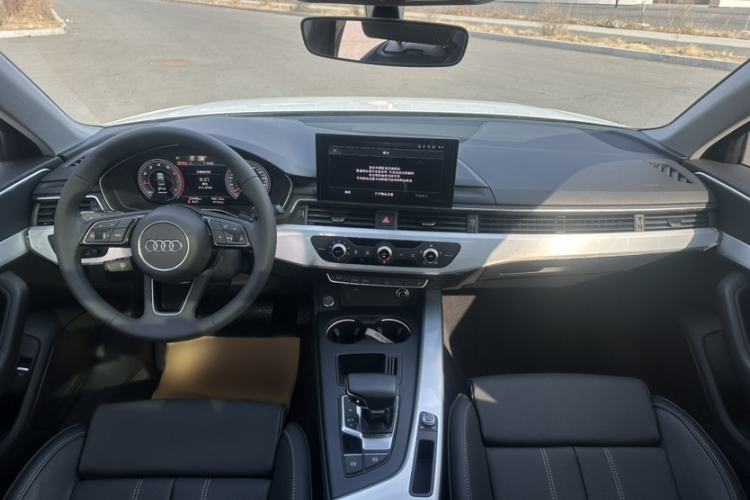 Used Audi A4L 2023 40 TFSI Fashion Dynamic Model Interior 1