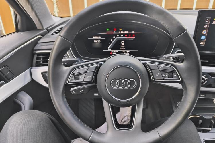 Used Audi A4L 2023 40 TFSI Fashion Dynamic Model Interior 2