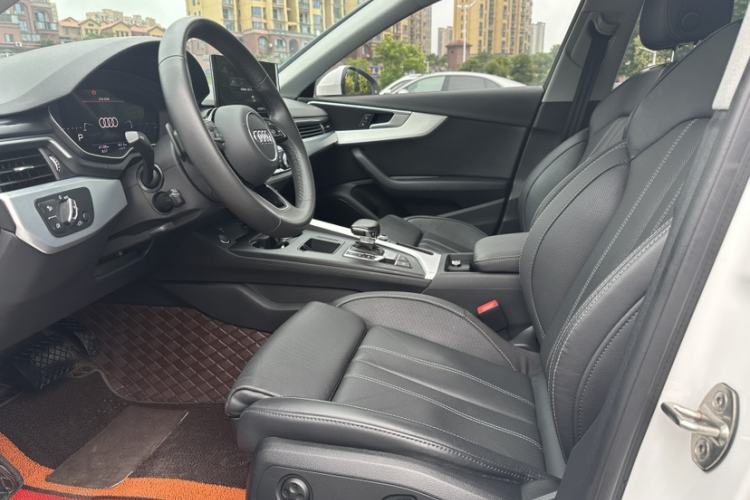 Used Audi A4L 2023 40 TFSI Fashion Dynamic Model Interior 2