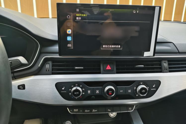 Used Audi A4L 2023 40 TFSI Fashion Dynamic Model Interior 3